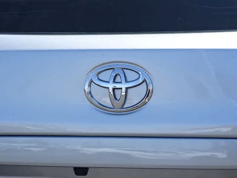 Certified 2024 Toyota Corolla Cross L FWD image 9