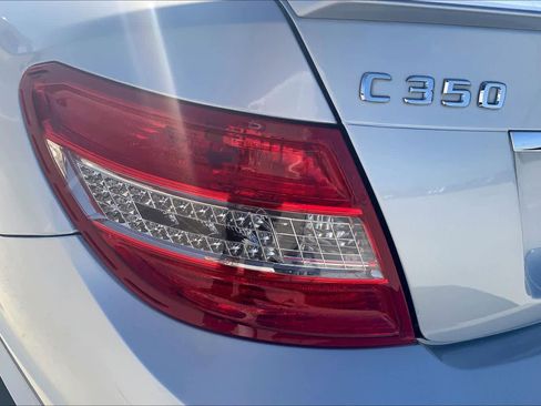 Used 2008 Mercedes-Benz C 350 Sport image 24