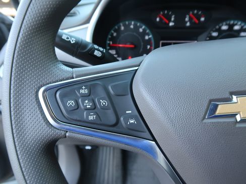 Used 2025 Chevrolet Malibu LT FWD image 21