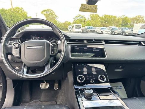 Used 2018 Land Rover Range Rover Velar R-Dynamic SE AWD/4WD image 30
