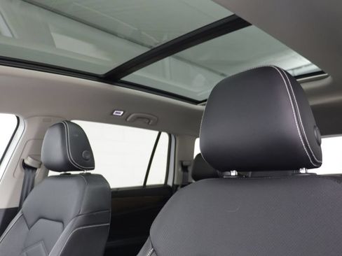 Used 2026 Volkswagen Atlas SE w/ Panoramic Sunroof Package AWD/4WD image 11