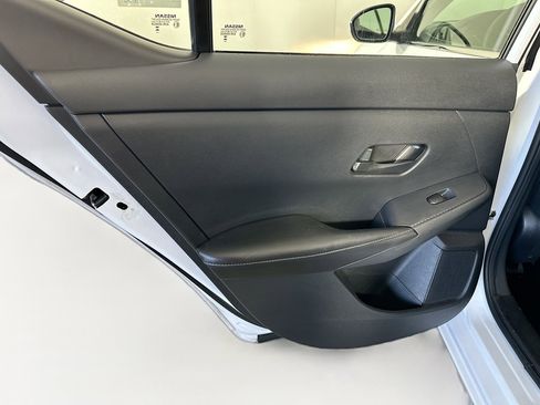 Used 2024 Nissan Sentra SV image 24