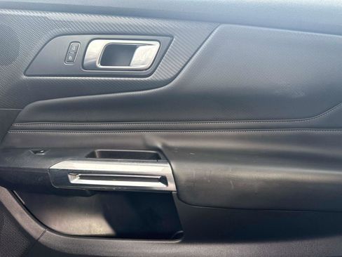 Used 2024 Ford Mustang Premium image 19