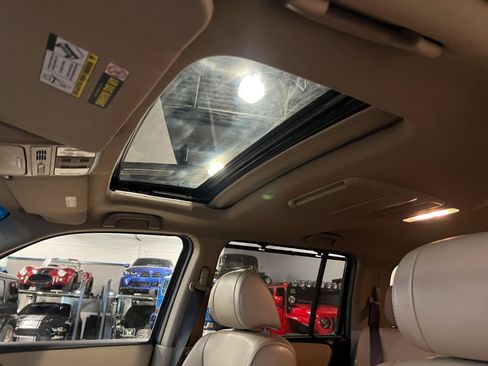 Used 2012 Honda Pilot Touring image 24