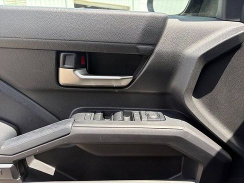 Used 2024 Toyota Tacoma TRD Sport RWD image 4