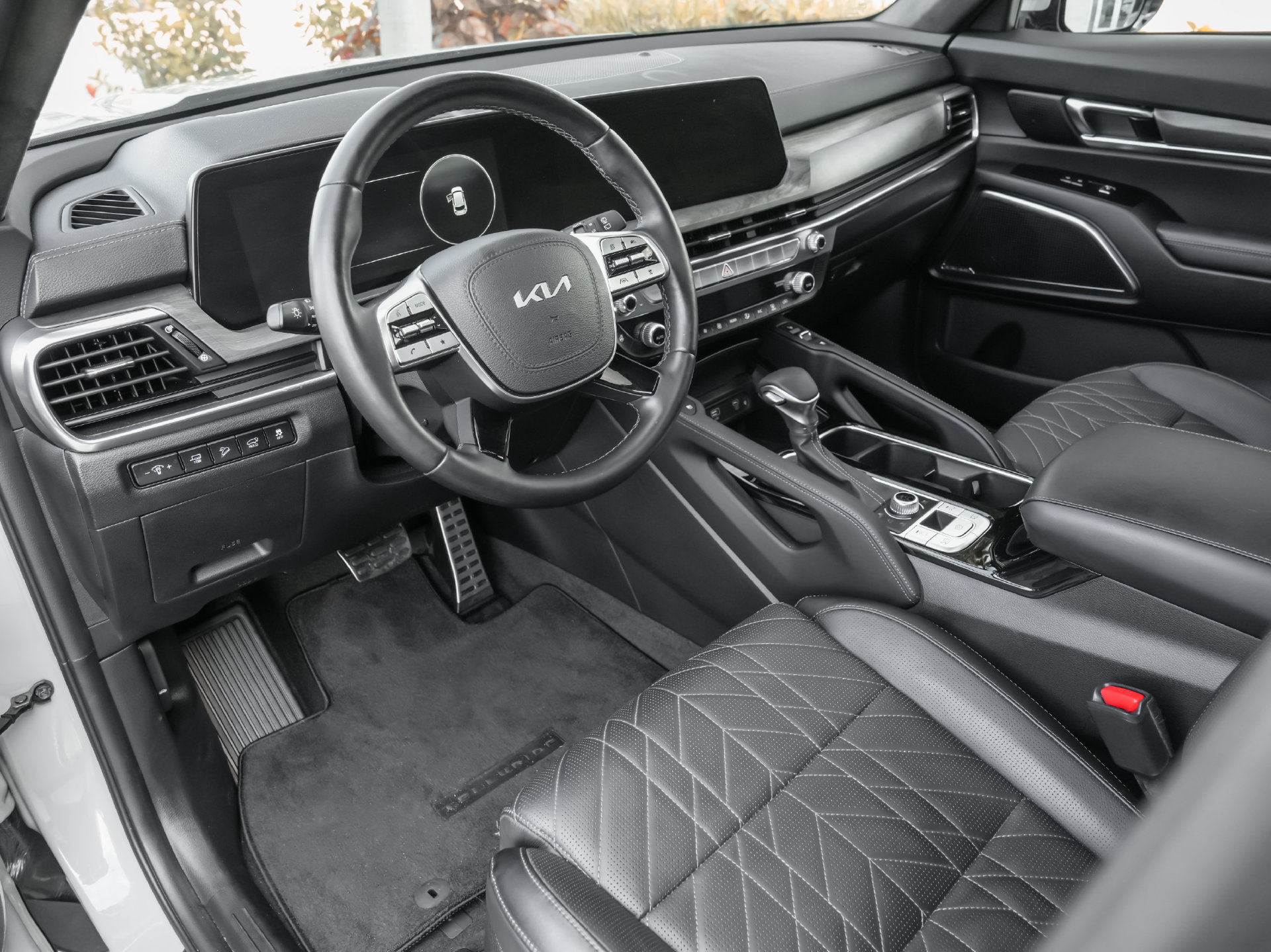 Used 2025 Kia Telluride SX Prestige X-Pro AWD/4WD image 4