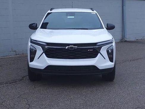 New 2025 Chevrolet Trax RS w/ Driver Confidence Package image 2