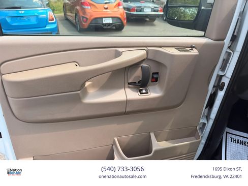 Used 2008 GMC Savana 2500 Passenger w/ Power Package RWD image 13