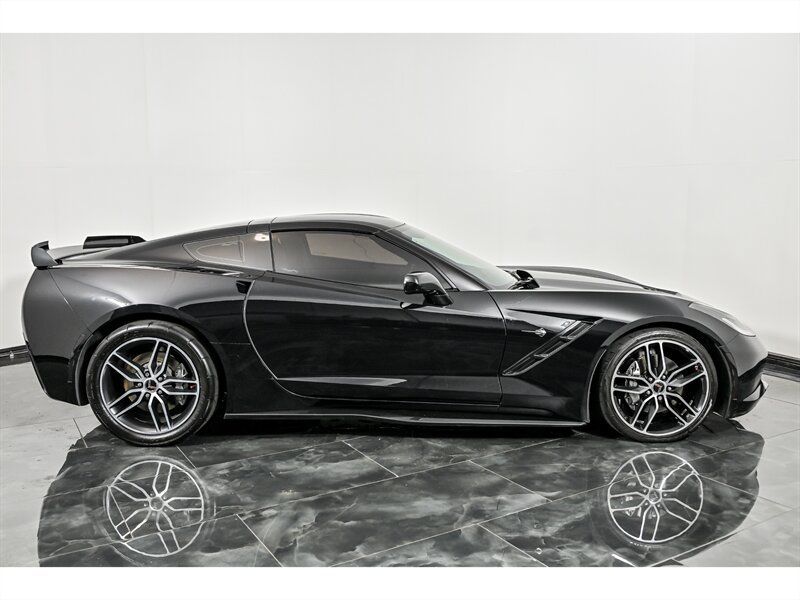 Used 2016 Chevrolet Corvette Stingray Coupe w/ 2LT Preferred Equipment Group RWD image 10