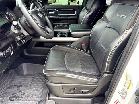 Used 2022 RAM 2500 Laramie image 12