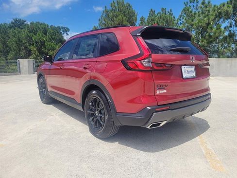 Certified 2026 Honda CR-V Sport image 5