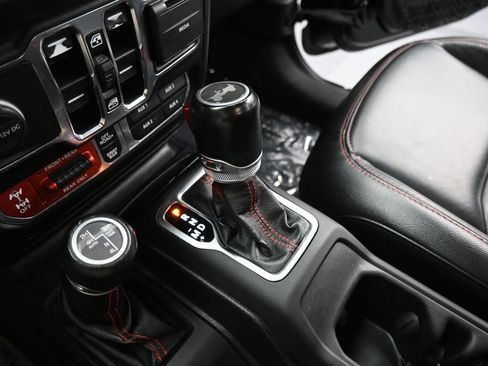 Used 2021 Jeep Wrangler Unlimited Rubicon image 16