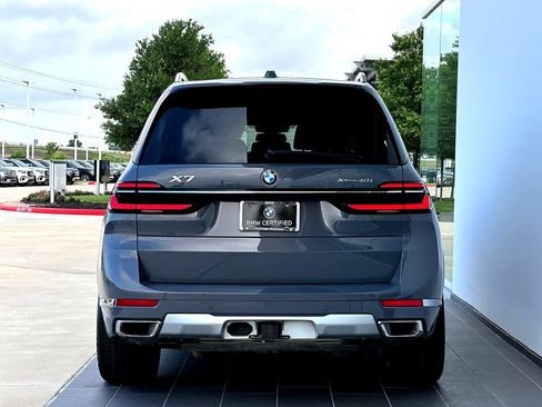 Certified 2024 BMW X7 xDrive40i w/ Climate Comfort Package AWD/4WD image 6