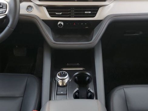 Certified 2025 Ford Explorer Active w/ Active Comfort Package image 26