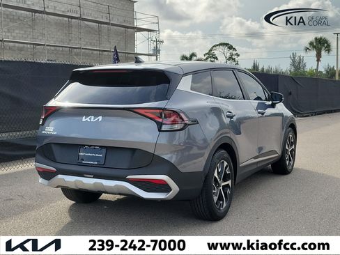 Certified 2024 Kia Sportage EX FWD image 5