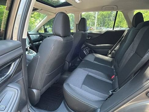 Certified 2024 Subaru Outback Premium AWD/4WD image 36