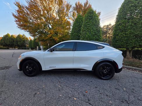 Used 2021 Ford Mustang Mach-E California Route 1 image 2