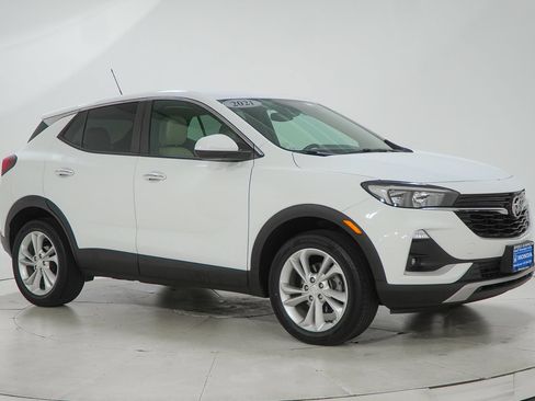 Used 2021 Buick Encore GX Preferred w/ Cold Weather Comfort Package AWD/4WD image 13