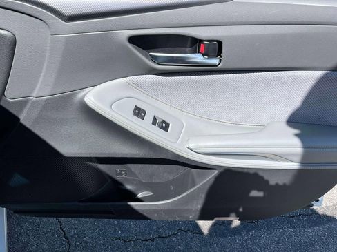 Used 2019 Toyota Avalon XSE w/ All Weather Liner Package FWD image 19