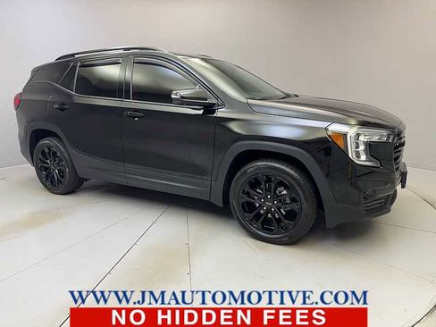 Used 2022 GMC Terrain SLT w/ Tech Package image 7