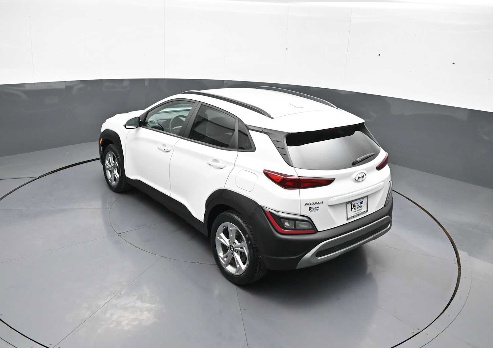 Certified 2023 Hyundai Kona SEL AWD/4WD image 37