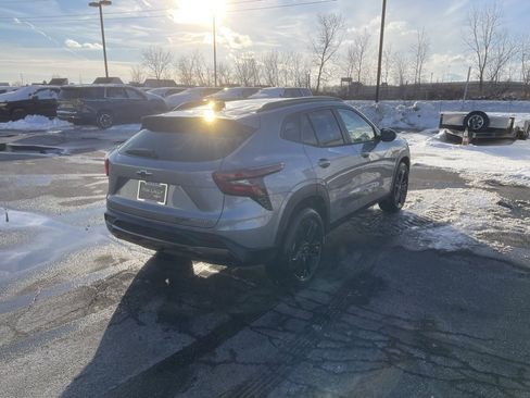 New 2026 Chevrolet Trax ACTIV w/ Sunroof Package image 7