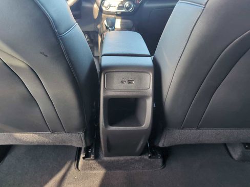 Used 2025 Chevrolet Trax LT w/ LT Convenience Package image 20