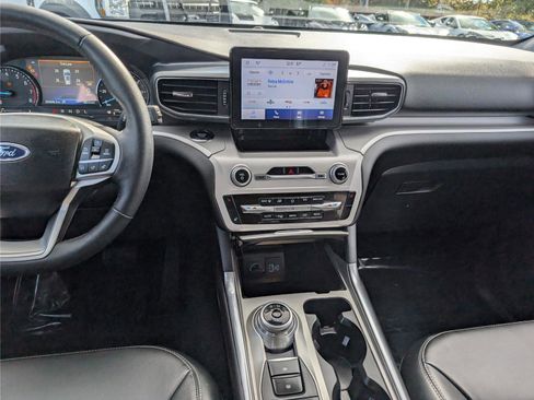 Used 2024 Ford Explorer XLT w/ Equipment Group 202A image 20