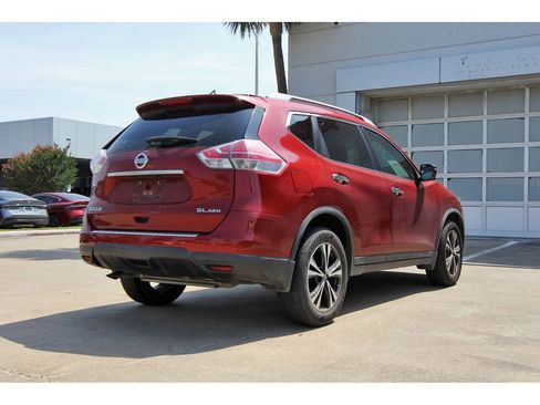 Used 2016 Nissan Rogue SL w/ SL Premium Package AWD/4WD image 4