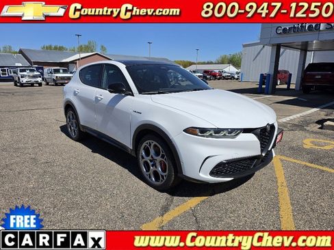 Used 2024 Alfa Romeo Tonale Veloce AWD/4WD image 1