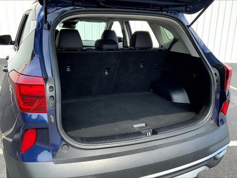 Used 2023 Kia Seltos EX image 26