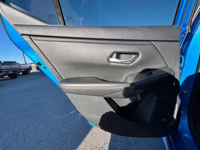 Certified 2025 Nissan Sentra SR FWD image 36
