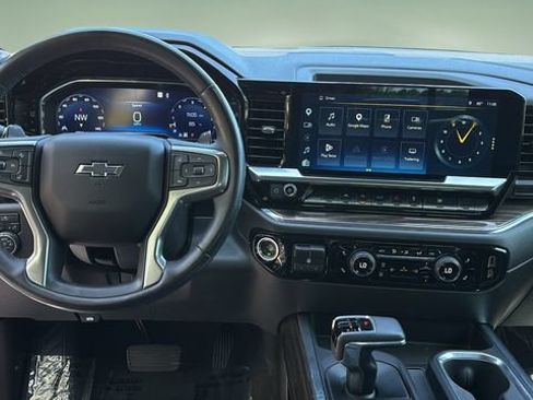 Used 2023 Chevrolet Silverado 1500 RST w/ Rally Edition AWD/4WD image 10