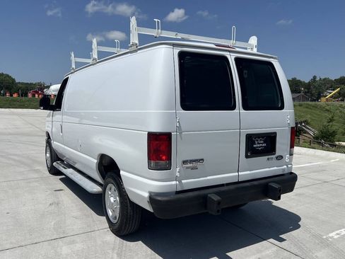 Used 2014 Ford E-250 and Econoline 250 w/ Power Group RWD image 7