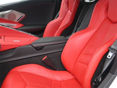 Used 2024 Chevrolet Corvette Stingray Preferred Cpe w/ Z51 Performance Package image 10