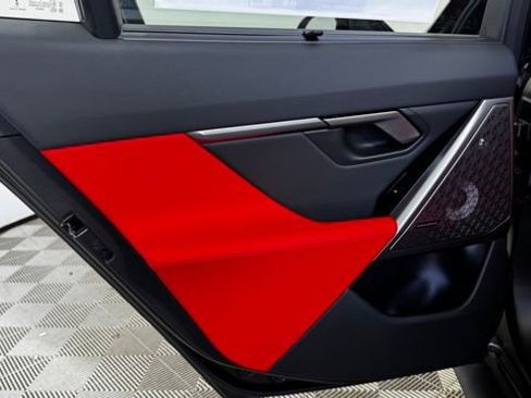 New 2026 BMW M5 Touring image 17