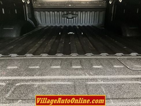 Used 2024 Chevrolet Silverado 2500 LT AWD/4WD image 27