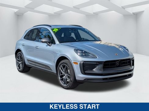 Used 2025 Porsche Macan Turbo AWD/4WD image 3
