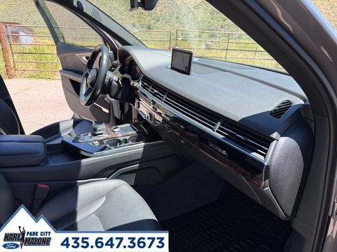 Used 2017 Audi Q7 3.0T Prestige AWD/4WD image 40