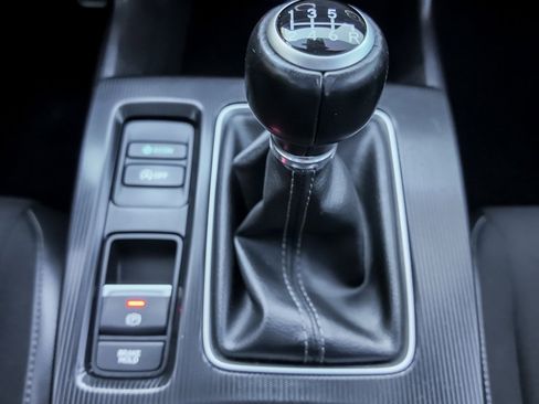 Used 2023 Honda Civic Sport image 4