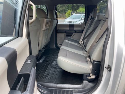 Used 2017 Ford F150 XL w/ Equipment Group 101A Mid AWD/4WD image 13