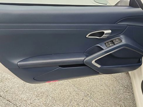 Used 2012 Porsche 911 Carrera RWD image 25