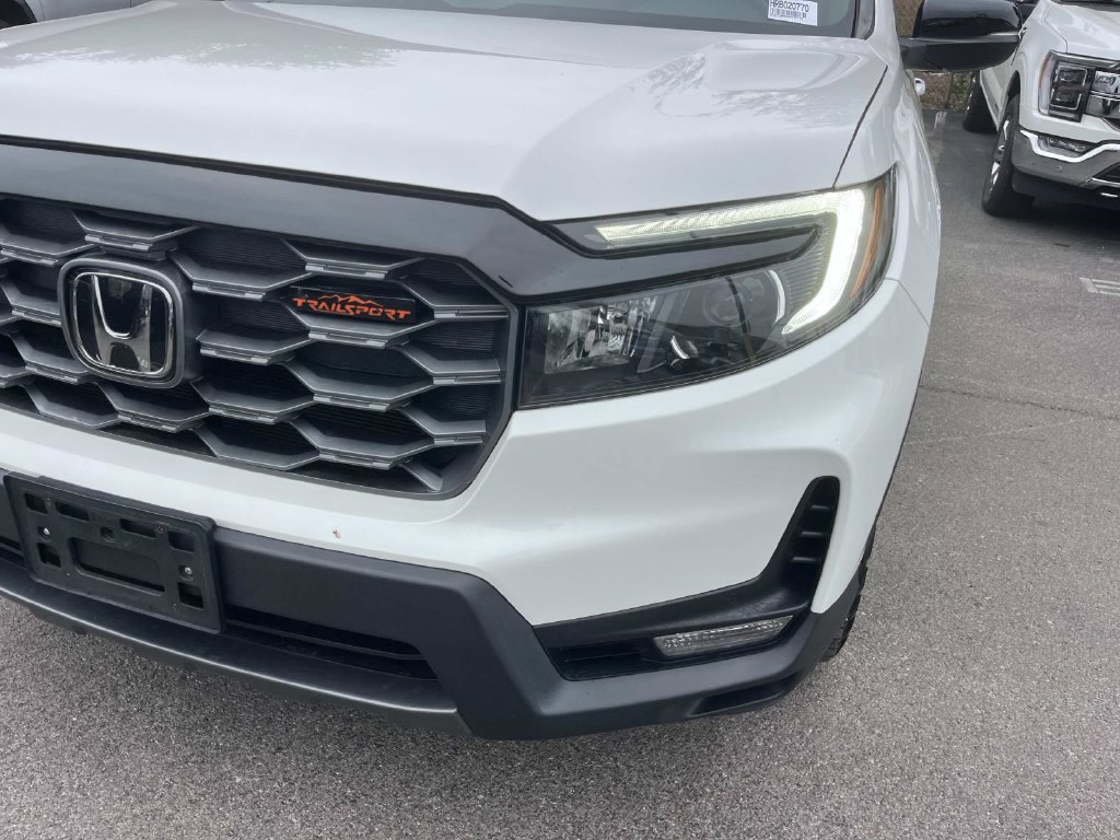 Used 2024 Honda Passport TrailSport image 11