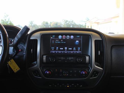 Used 2018 GMC Sierra 1500 SLT w/ SLT Premium Package image 36