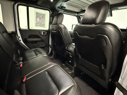 Used 2024 Jeep Wrangler Sahara w/ Technology Group image 21