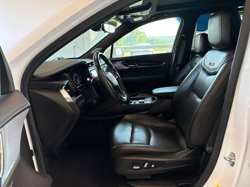 Used 2020 Cadillac XT6 Premium Luxury AWD/4WD image 20