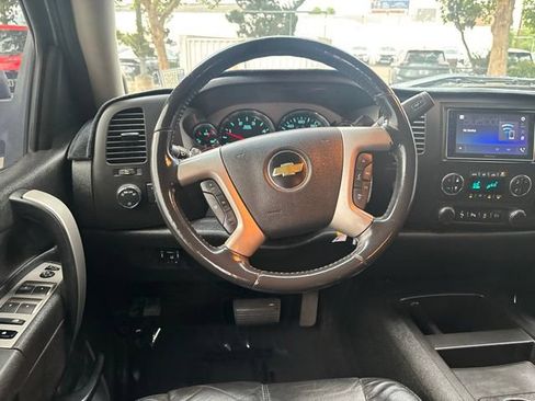 Used 2012 Chevrolet Silverado 2500 LT w/ Z71 Appearance Package AWD/4WD image 31