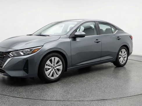 Used 2025 Nissan Sentra S image 3