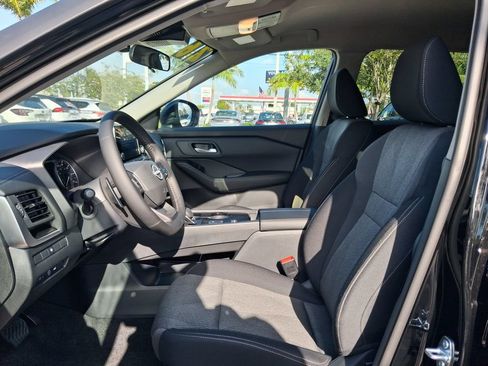 Used 2026 Nissan Rogue SV FWD image 13