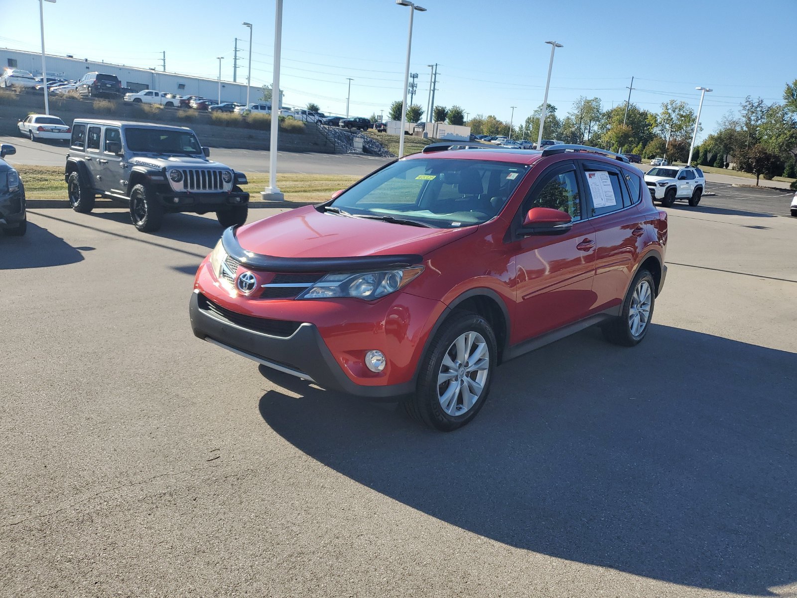 Used 2014 Toyota RAV4 Limited w/ Technology Package AWD/4WD image 2
